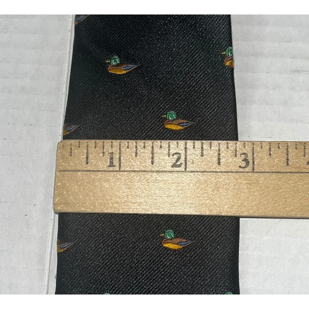 Resilio Necktie Mens Black Mallard Duck Pattern Silk Blend Wildlife Animal Print